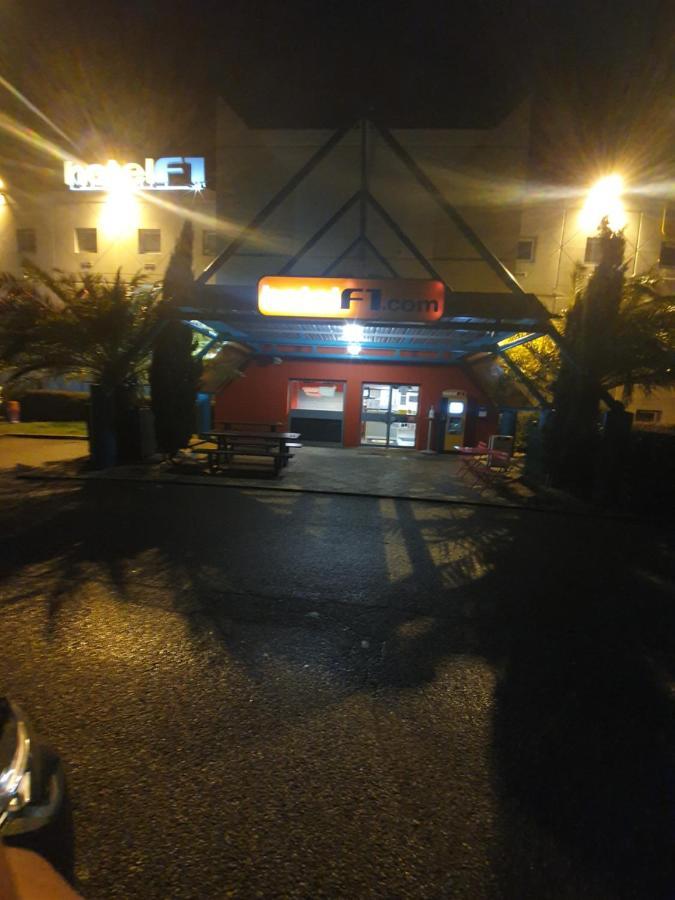 Hotelf1 Lyon Isle D'Abeau Ouest St Exupery Saint-Quentin-Fallavier Exteriér fotografie