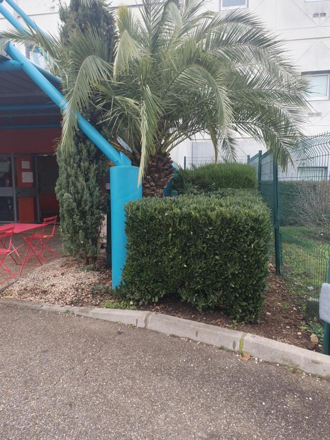 Hotelf1 Lyon Isle D'Abeau Ouest St Exupery Saint-Quentin-Fallavier Exteriér fotografie